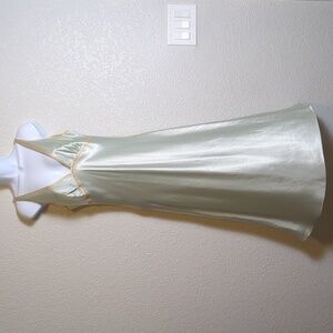 Jones New York mint green gold trim satin sleeveless maxi slip dress